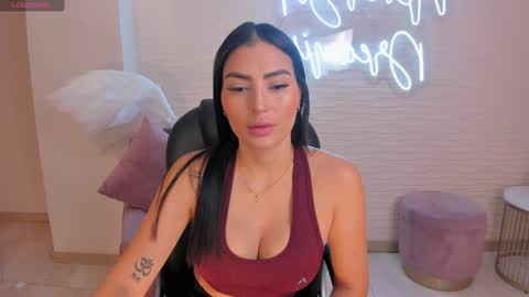 Snapshot of abbydalton chatting on 01-22-25, 11:12 Abby Dalton online show from 01-22-25, 11:12