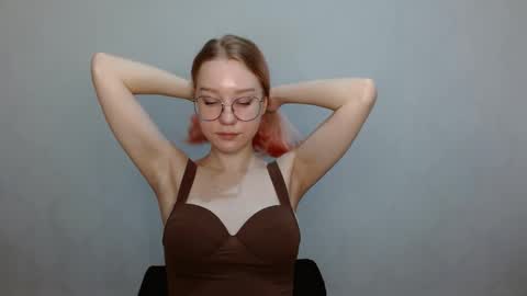 Abby Lovense is active online show from 12-18-24, 09:14