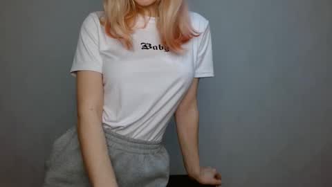 Abby Lovense is active online show from 01-13-25, 01:17