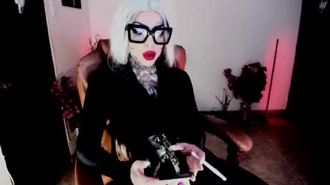 Abby online show from 10-22-25, 02:56