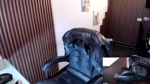 Abby Stones online show from 10-10-25, 10:25