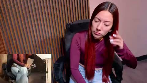 Snapshot of abbystones chatting on 06-11-26, 11:30 Abby Stones online show from 06-11-26, 11:30