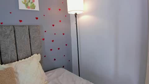 Snapshot of abbyy222 chatting on 05-22-26, 10:37 Abby online show from 05-22-26, 10:37