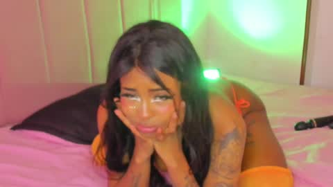 Simone    may online show from 12-14-24, 07:14