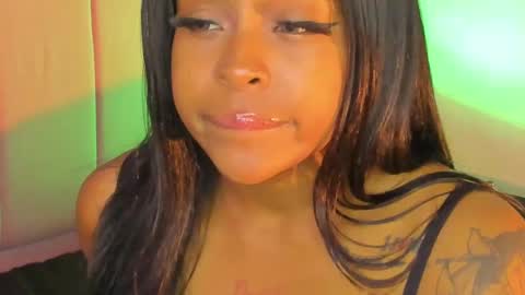 Simone    may online show from 12-20-24, 01:00