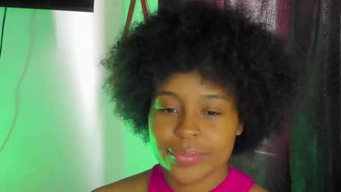 Simone    may online show from 03-03-25, 02:48