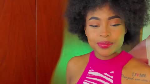 Simone    may online show from 03-03-25, 05:50