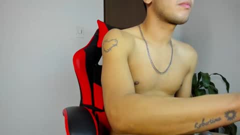 Snapshot of abelasburgo chatting on 04-23-26, 06:36 Independence model AbelAsburgo online show from 04-23-26, 06:36