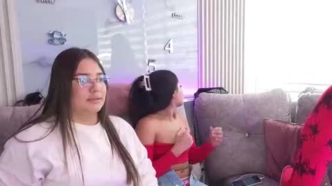 Snapshot of abella_as_ chatting on 02-25-26, 03:54 abella_as_ online show from 02-25-26, 03:54