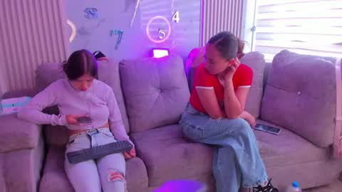 Snapshot of abella_as_ chatting on 03-26-26, 02:11 abella_as_ online show from 03-26-26, 02:11