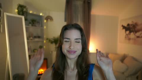 Snapshot of abella_danger_x chatting on 01-23-25, 12:19 abella_danger_x online show from 01-23-25, 12:19