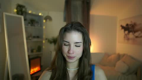 Snapshot of abella_danger_x chatting on 02-20-25, 12:25 abella_danger_x online show from 02-20-25, 12:25