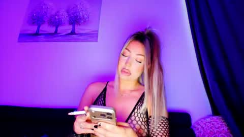 abella_soleill online show from 06-15-26, 04:58