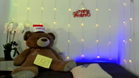  Abella and Kendra  online show from 12-11-24, 09:45