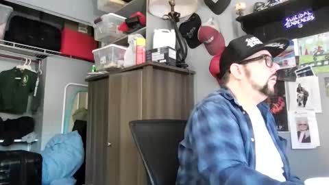 AJ online show from 06-02-26, 02:30