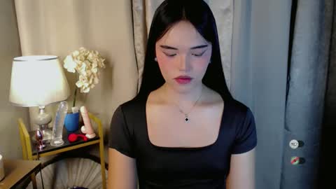 Abetterchristine online show from 12-23-25, 01:36