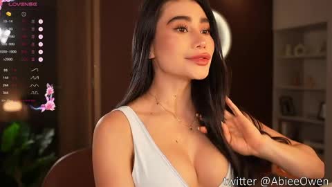 abie_owen online show from 05-07-26, 12:16