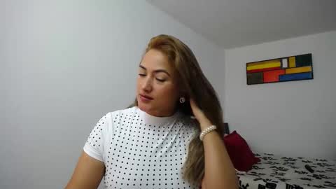 ximena online show from 09-23-25, 01:03