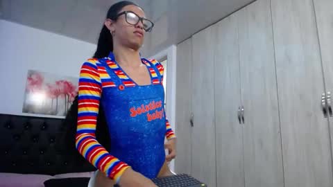 Snapshot of abigail_f00x chatting on 09-09-25, 12:48 Abigail online show from 09-09-25, 12:48