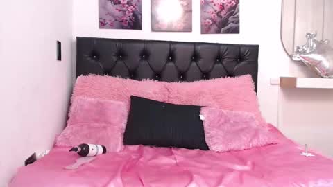 Abigail online show from 09-26-25, 01:09