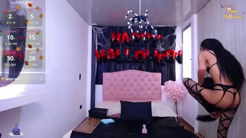 Abigail online show from 10-11-25, 01:31