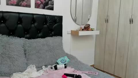 Abigail online show from 06-20-26, 12:52