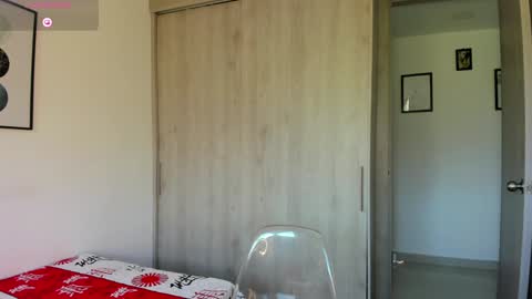 Snapshot of abigail_w chatting on 12-10-24, 09:11 abigail online show from 12-10-24, 09:11