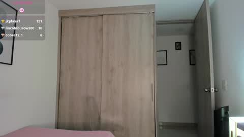 Snapshot of abigail_w chatting on 12-28-24, 02:01 abigail online show from 12-28-24, 02:01