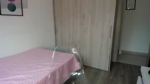 Snapshot of abigail_w chatting on 12-30-24, 09:08 abigail online show from 12-30-24, 09:08