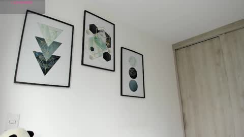 Snapshot of abigail_w chatting on 02-13-25, 04:28 abigail online show from 02-13-25, 04:28