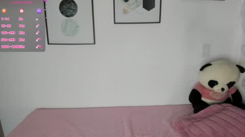 Snapshot of abigail_w chatting on 10-14-25, 02:40 abigail online show from 10-14-25, 02:40