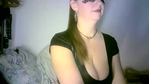 GoldenFish online show from 12-11-24, 01:58