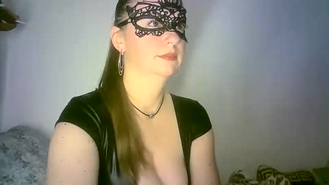 GoldenFish online show from 12-11-24, 05:00