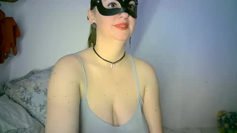 GoldenFish online show from 03-03-25, 06:15