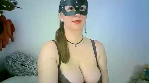 GoldenFish online show from 03-10-25, 12:37