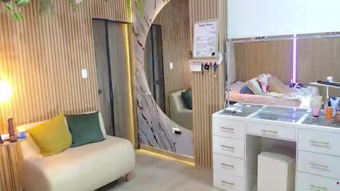 Snapshot of abigailowensss chatting on 02-12-26, 08:09 abigailowensss online show from 02-12-26, 08:09