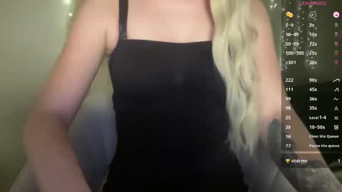 Snapshot of abigailsage chatting on 11-28-25, 11:40 AbigailSage online show from 11-28-25, 11:40