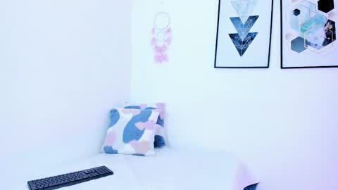 Snapshot of abriil7 chatting on 03-04-25, 03:22 Abriil online show from 03-04-25, 03:22