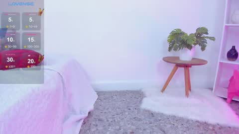 Snapshot of abriil7 chatting on 03-06-25, 09:58 Abriil online show from 03-06-25, 09:58