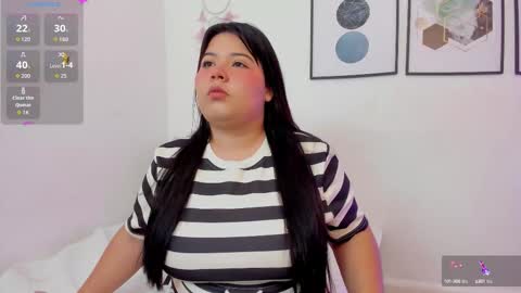 Snapshot of abriil7 chatting on 09-28-25, 03:34 Abriil online show from 09-28-25, 03:34