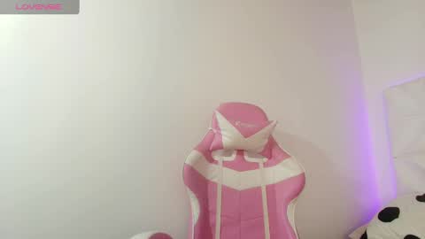 Abril  online show from 10-03-25, 10:34