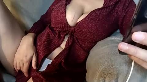 abril2026 online show from 05-05-26, 05:54