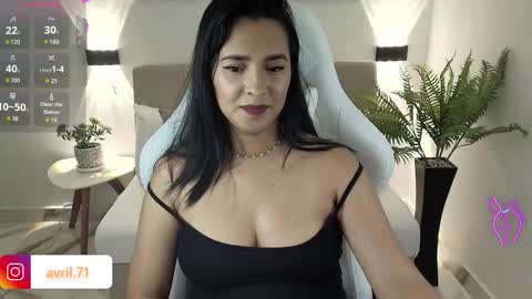 Snapshot of abril_71 chatting on 03-05-26, 04:52 Abril online show from 03-05-26, 04:52