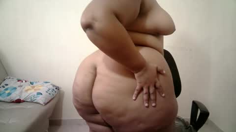 Snapshot of abril__ass chatting on 10-03-25, 03:20 abril__ass online show from 10-03-25, 03:20