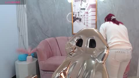 Snapshot of abril_ch_ chatting on 12-06-24, 10:49 abril_ch_ online show from 12-06-24, 10:49