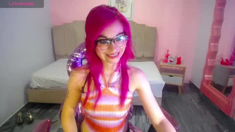 Snapshot of abril_ch_ chatting on 09-19-25, 10:38 abril_ch_ online show from 09-19-25, 10:38