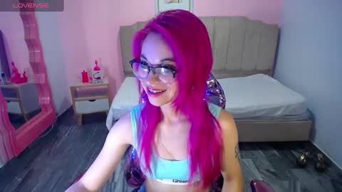 Snapshot of abril_ch_ chatting on 09-22-25, 10:50 abril_ch_ online show from 09-22-25, 10:50