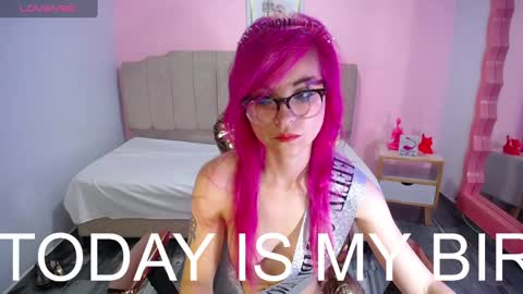 Snapshot of abril_ch_ chatting on 09-25-25, 10:52 abril_ch_ online show from 09-25-25, 10:52