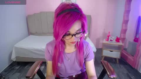 Snapshot of abril_ch_ chatting on 10-03-25, 10:45 abril_ch_ online show from 10-03-25, 10:45