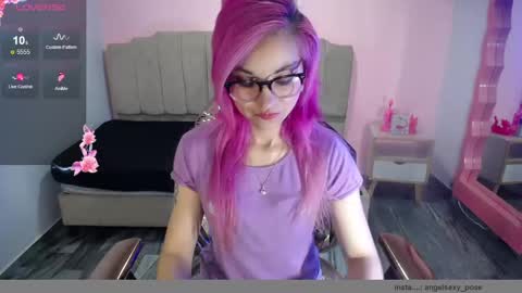 Snapshot of abril_ch_ chatting on 10-16-25, 10:49 abril_ch_ online show from 10-16-25, 10:49